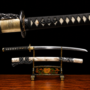 Katana Hayate (Acciaio al Carbonio 1060 con Hamon Autentico)