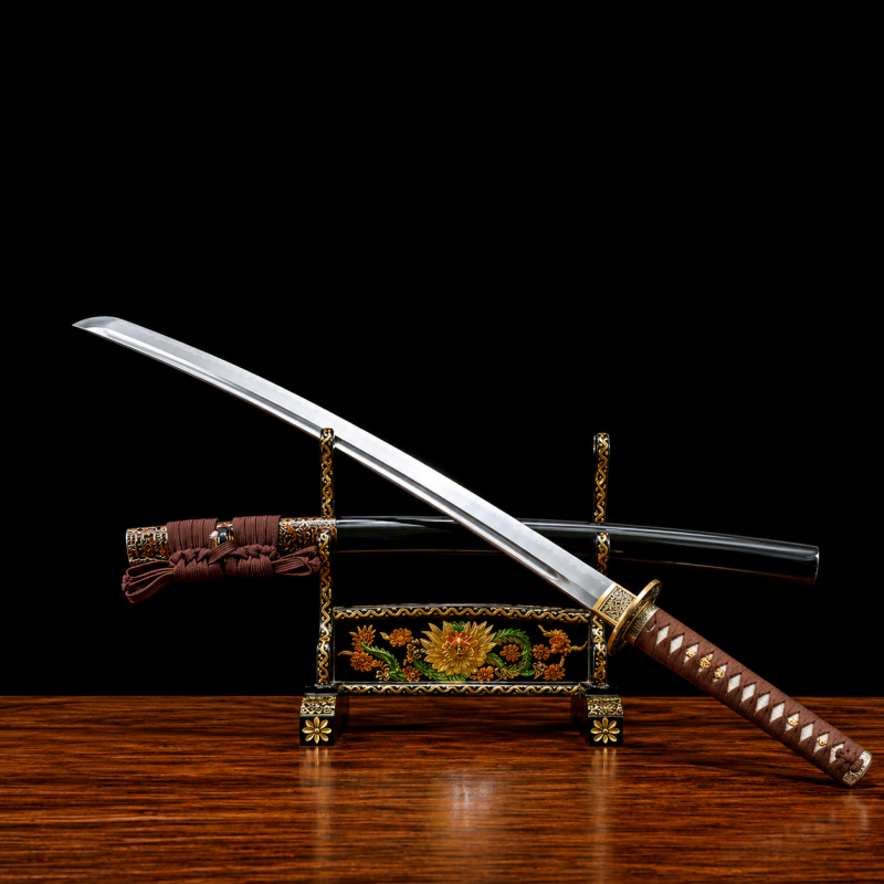 Katana Amaterasu (Acciaio T10 con Hamon Autentico e Pelle di Razza)