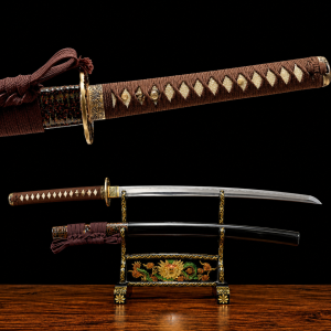 Katana Amaterasu (Acciaio T10 con Hamon Autentico e Pelle di Razza)