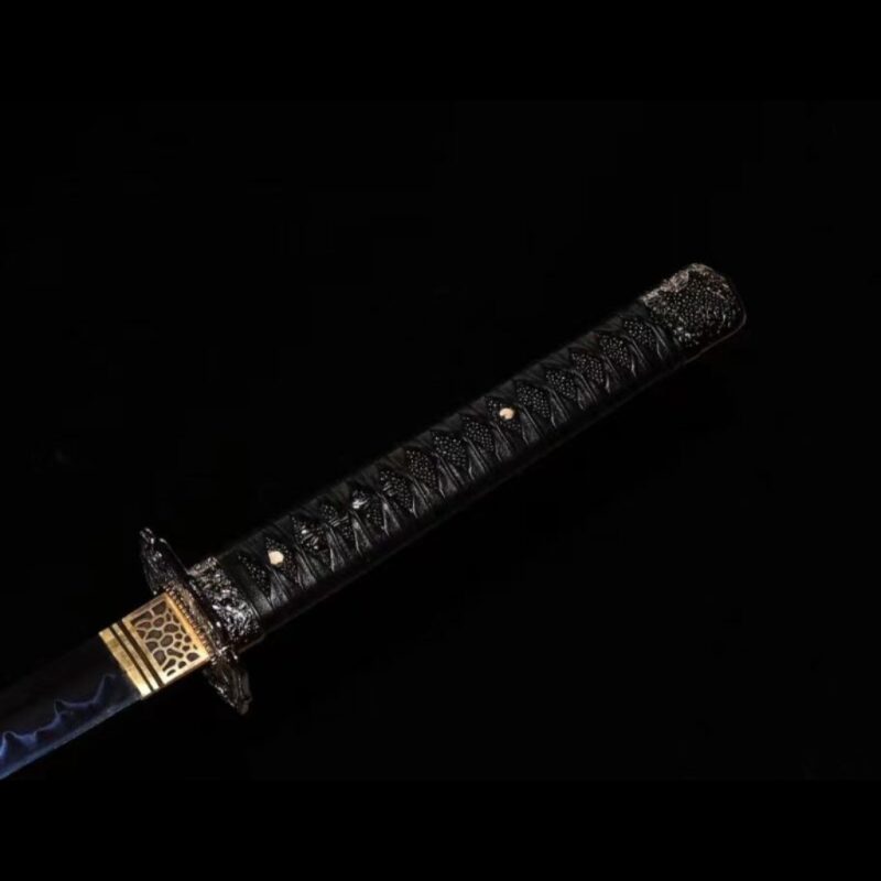 Katana Akane (Acciaio T10 con Hamon Autentico e Pelle di Razza)
