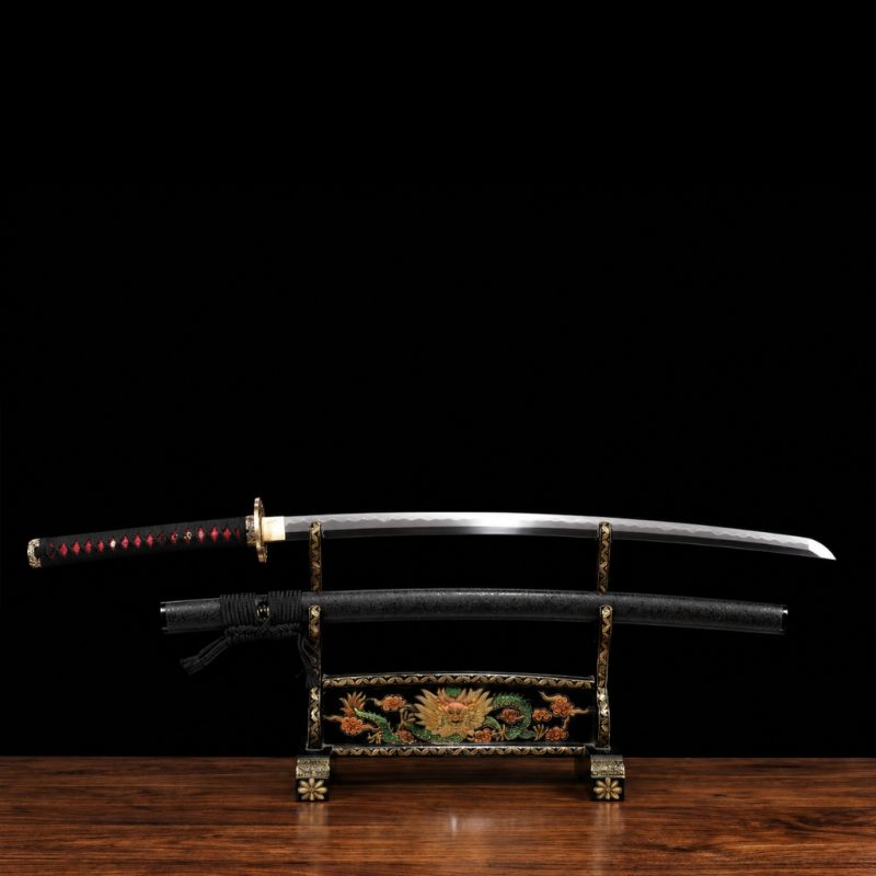 Katana Mikazuki (Acciaio T8 con Hamon Gunome Autentico e Pelle di Razza)