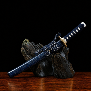 Tanto Isumi (Acciaio T10 con Tsuba Placcata Oro)