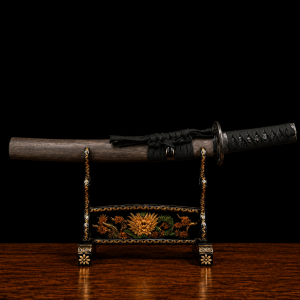 Tanto Katori (Acciaio Damasco Torsato)